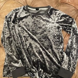 Girls Gray/ Silver -crushed velvet top size14/16/ XL